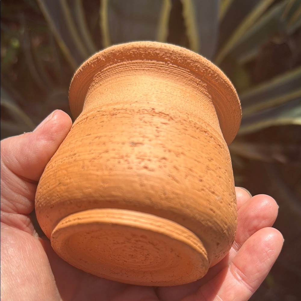 Earthenware ART Planter Terracotta Art clay signed HART Small vintage estate‎